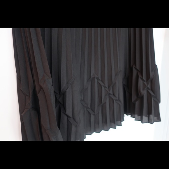 Ted Baker pleated blouse - Picture 2 of 7